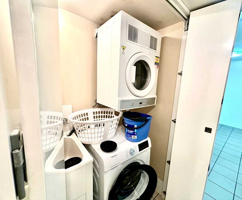 $460, Flatshare, 3 bathrooms, Brisbane City QLD 4000