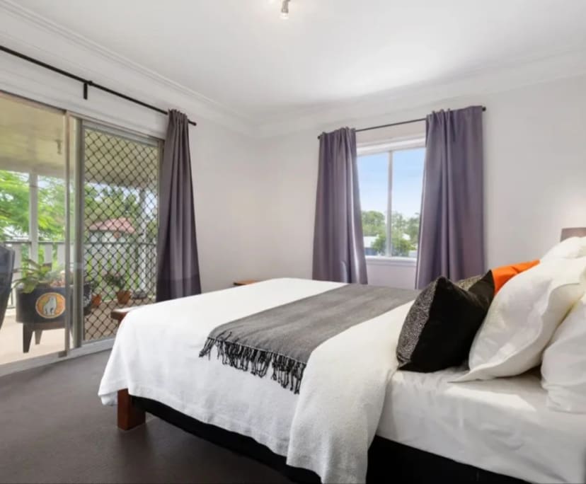 Whole property with 3 rooms for rent