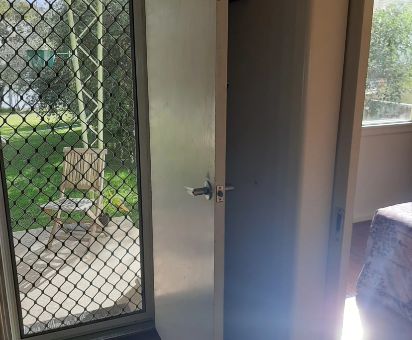 $315, Share-house, 3 bathrooms, Mannering Park NSW 2259