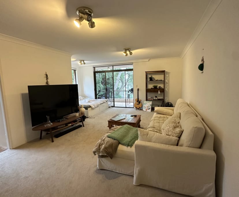 Whole property with 2 rooms for rent