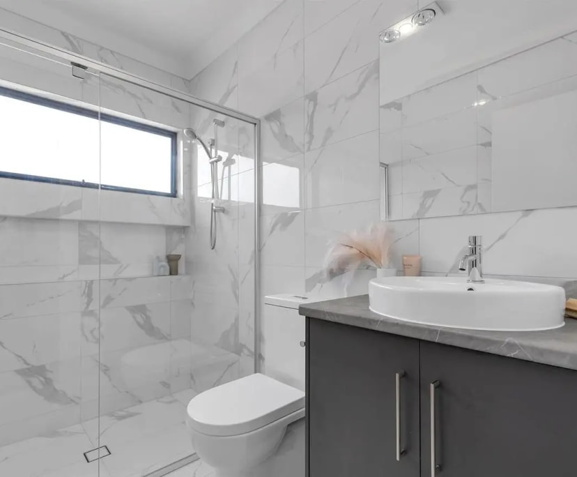 Furnished room with own bathroom