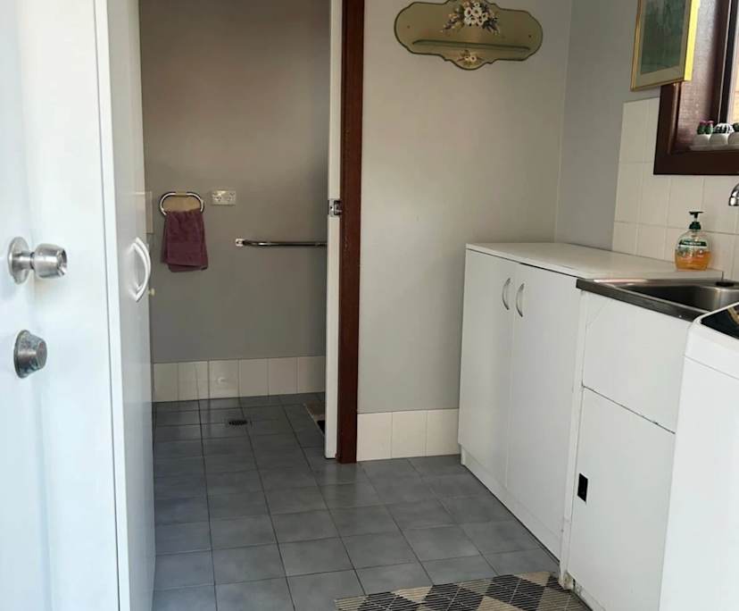 $550, Whole-property, 2 bathrooms, Tuncurry NSW 2428