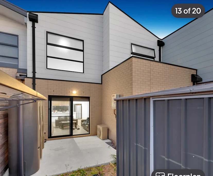 Unfurnished room with own bathroom