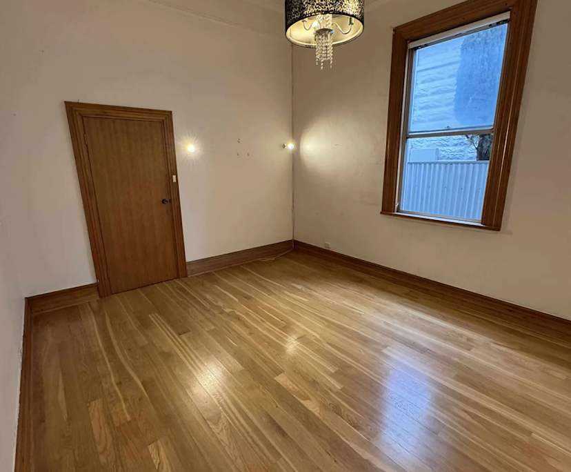 Unfurnished room in a share house