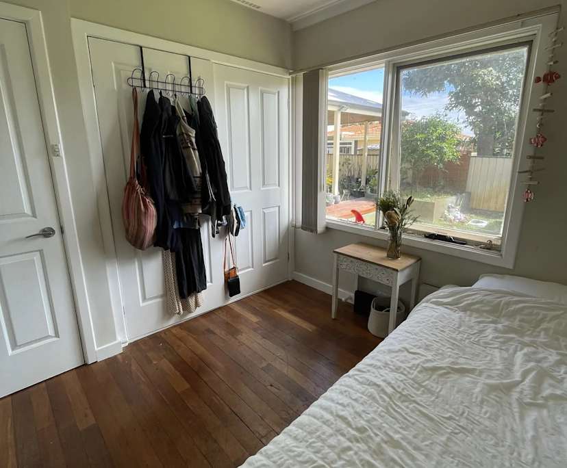 Unfurnished room in a share house
