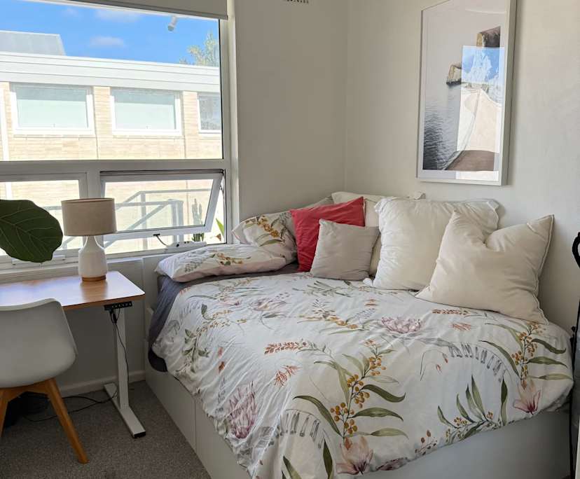 Furnished room with own bathroom