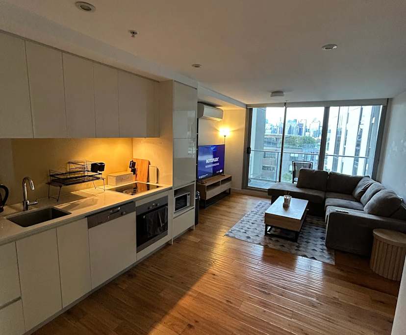 Furnished room in a flatshare