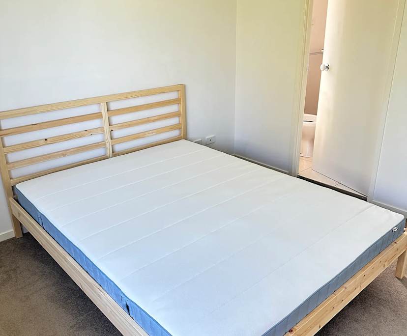 Furnished room with own bathroom