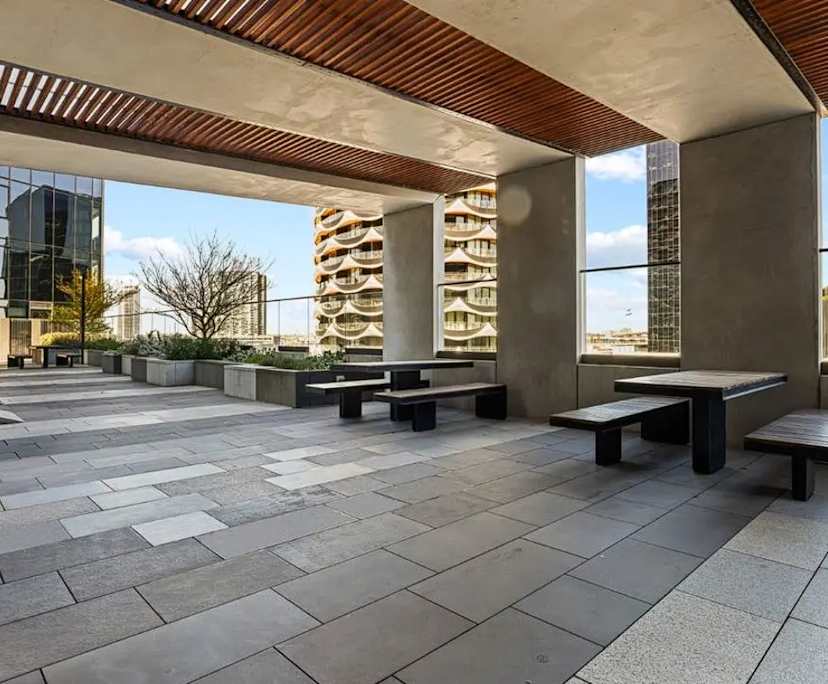 Furnished room in a flatshare