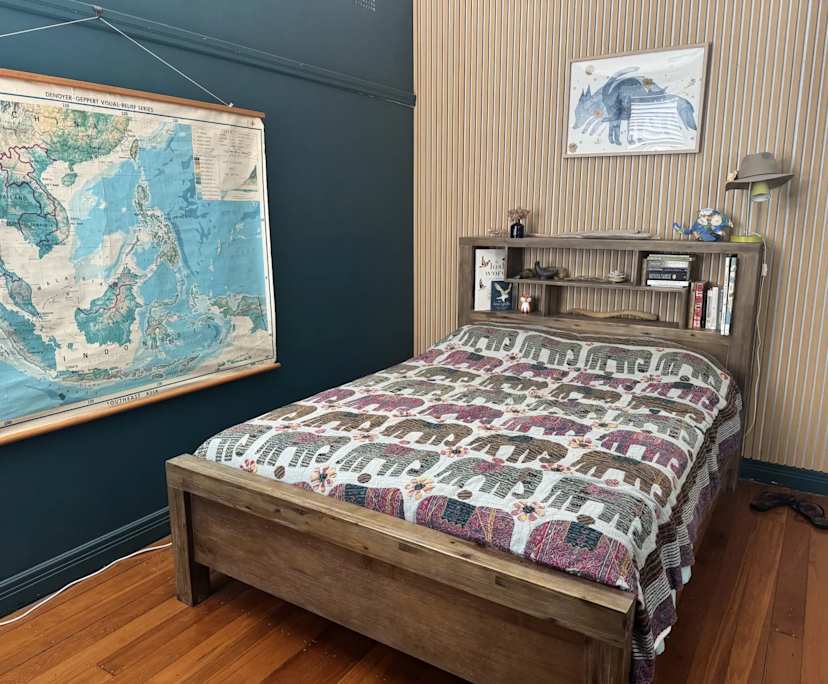 Unfurnished room in a share house