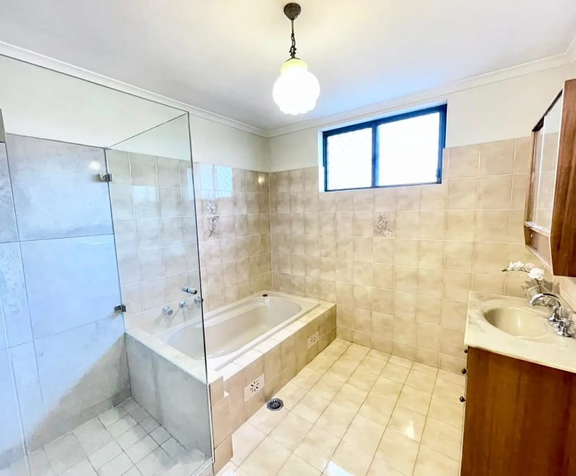 $230, Share-house, 6 bathrooms, Bankstown NSW 2200