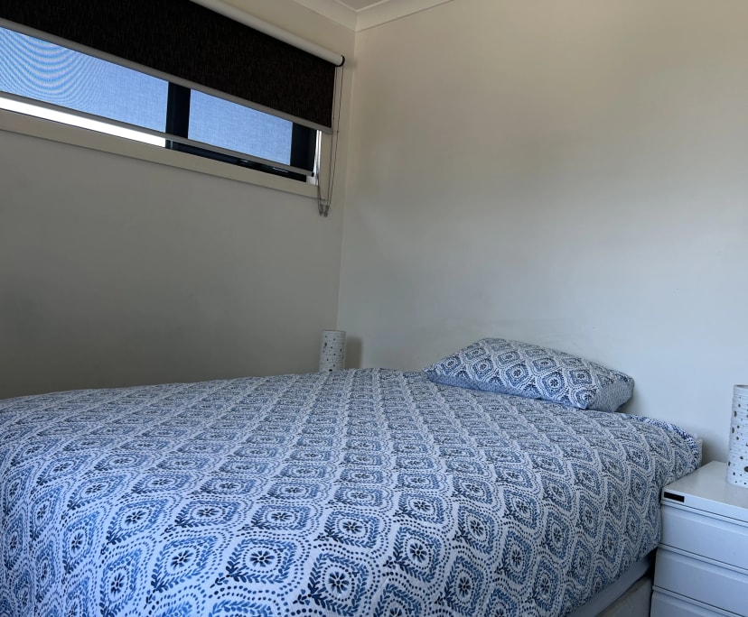 $250, Flatshare, 2 bathrooms, Deer Park VIC 3023