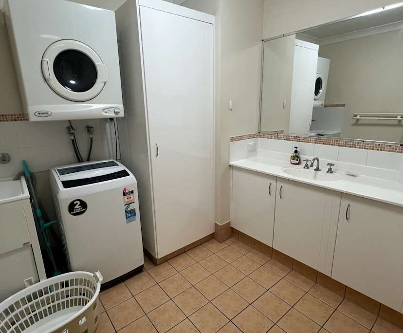 $790, Whole-property, 2 bathrooms, Southport QLD 4215