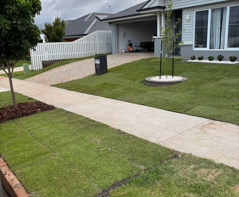 Unfurnished room in a share house