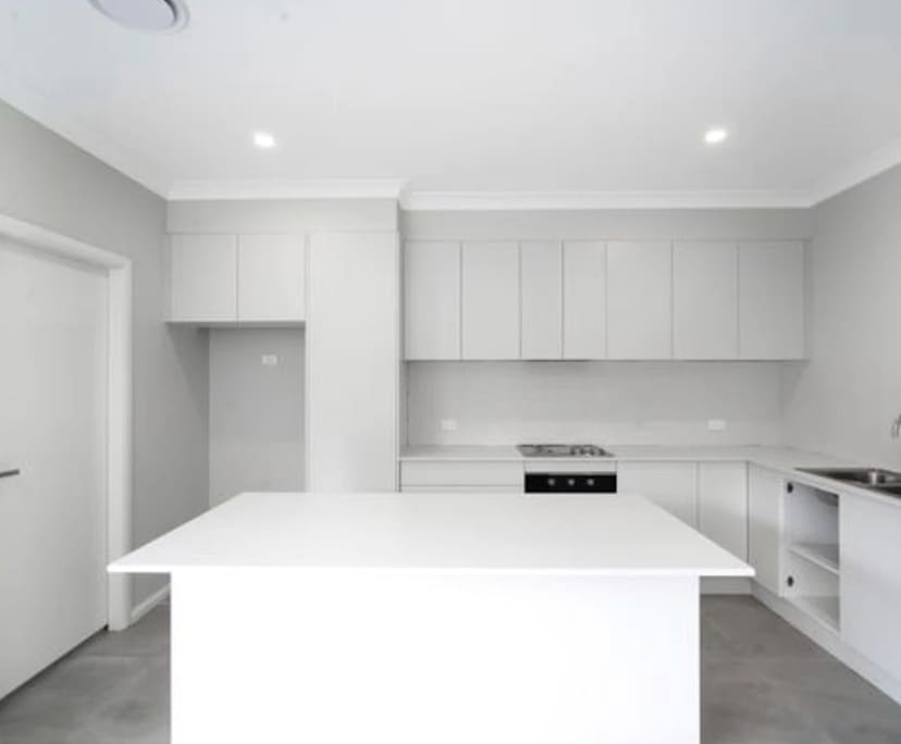 Unfurnished room in a share house