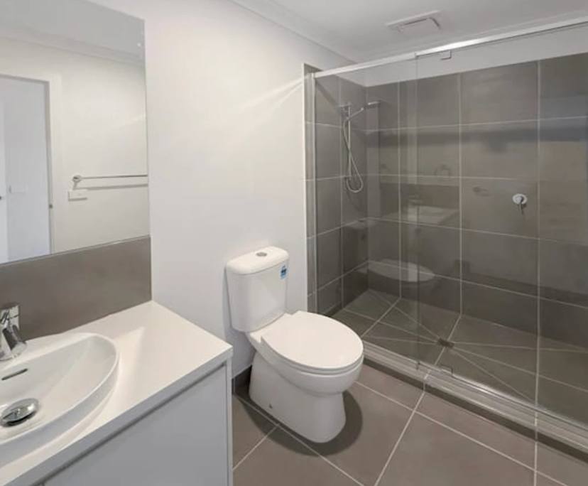 $180, Share-house, 4 bathrooms, Armstrong Creek VIC 3217