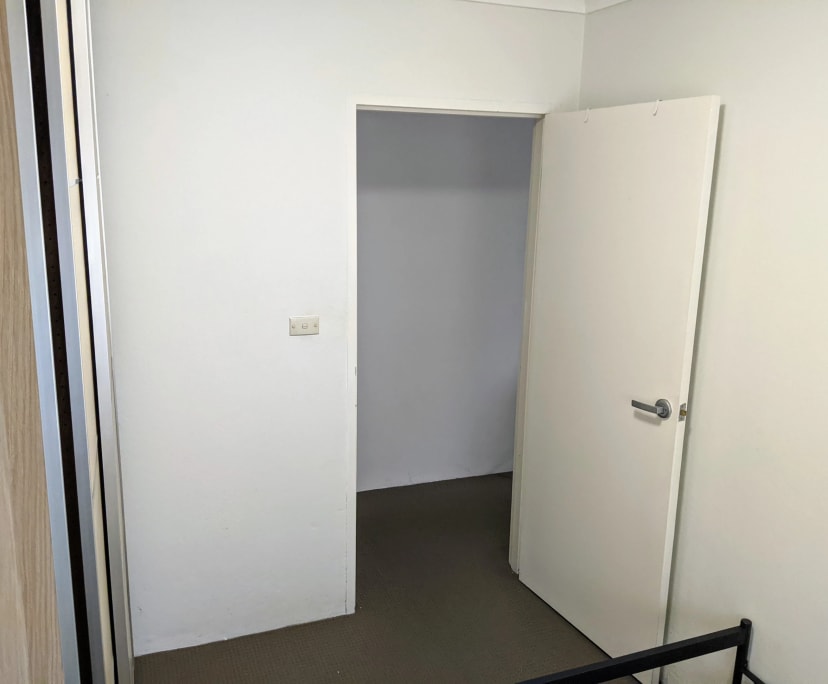 $350, Flatshare, 2 bathrooms, Enmore NSW 2042