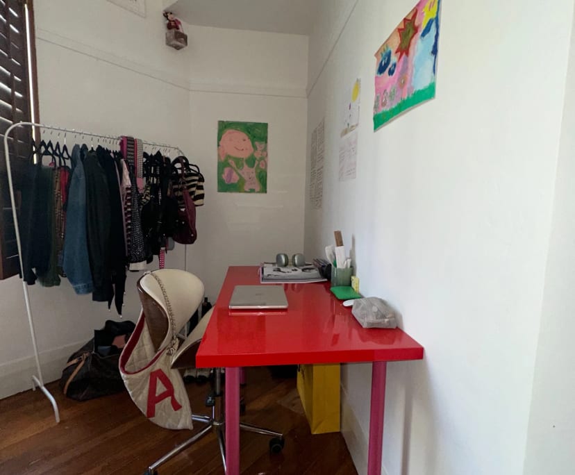 Unfurnished room in a flatshare