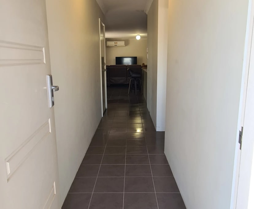 Unfurnished room in a share house