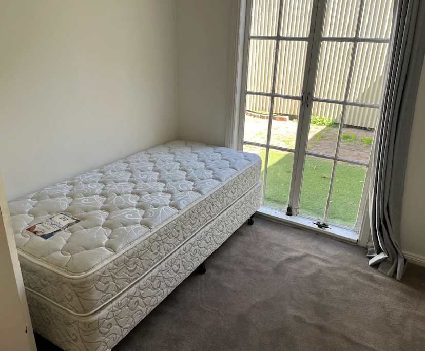 $1,050, Whole-property, 3 bathrooms, Darlington NSW 2008