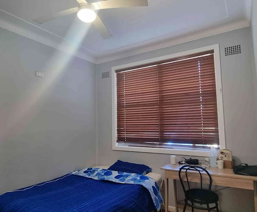 Furnished room in a share house