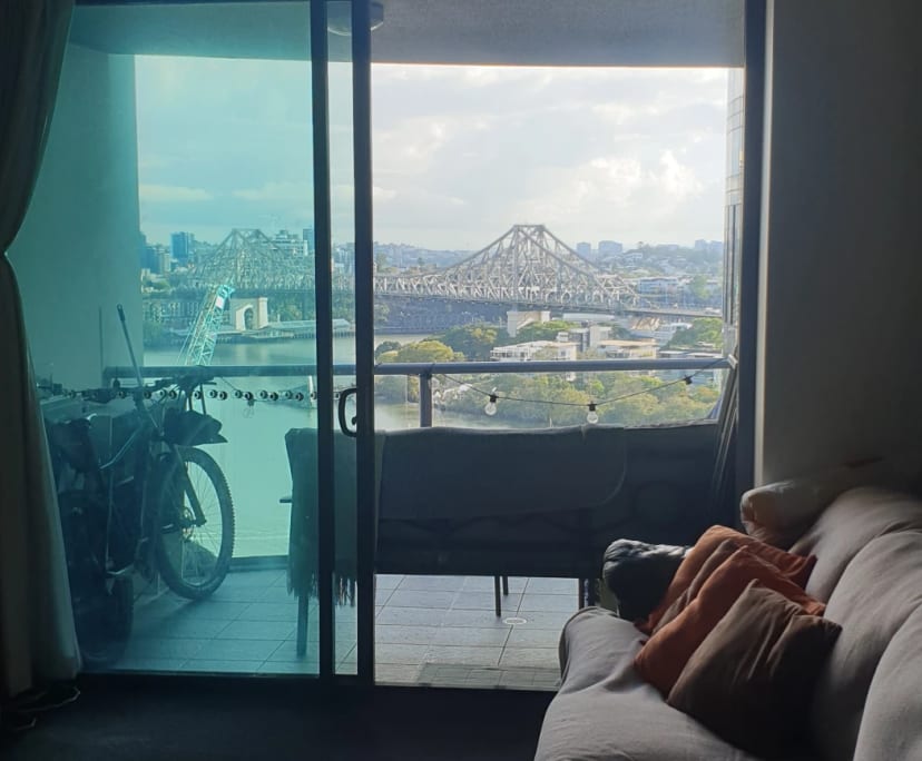Furnished room in a flatshare