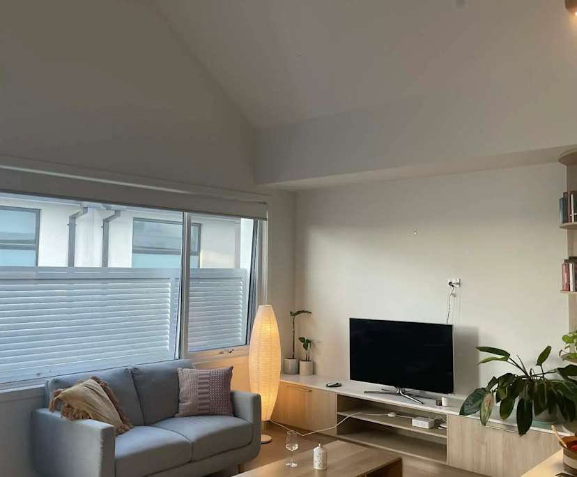 Unfurnished room in a share house