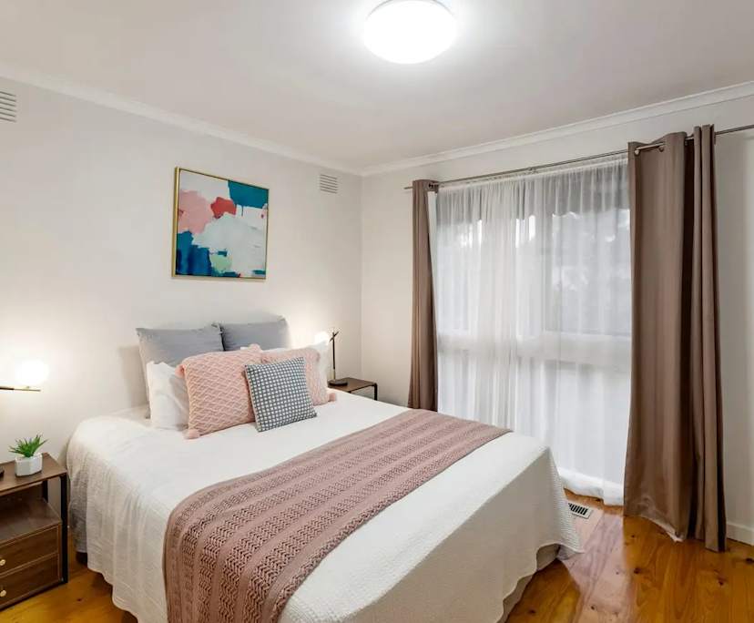 Whole property with 3 rooms for rent