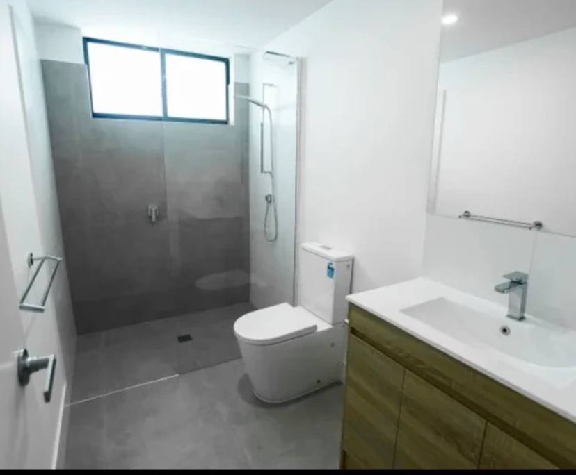 Unfurnished room in a flatshare