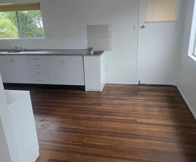 $550, Granny-flat, 3 bathrooms, Kallangur QLD 4503