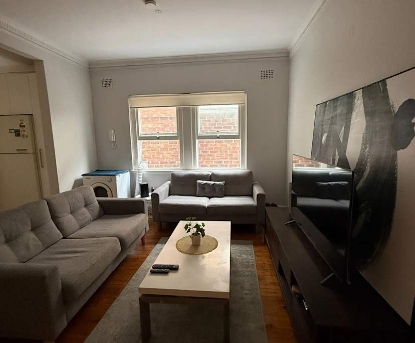 Furnished room in a share house