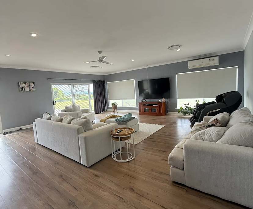 $350, Share-house, 6 bathrooms, Moore Creek NSW 2340