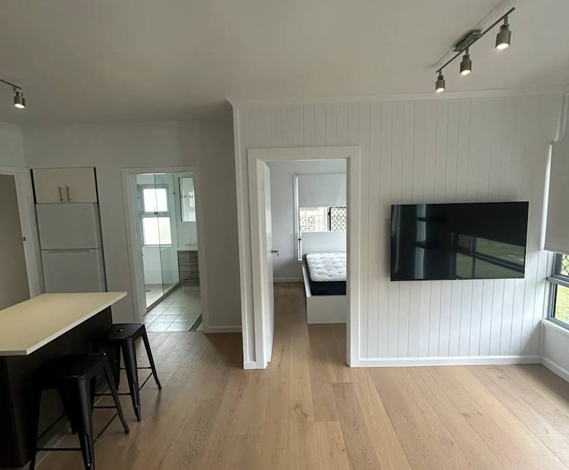 $370, Share-house, 3 bathrooms, Biggera Waters QLD 4216