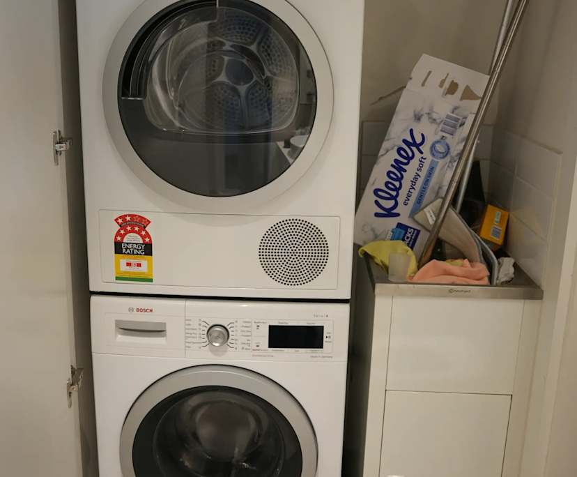 $370, Flatshare, 2 bathrooms, Melbourne VIC 3004