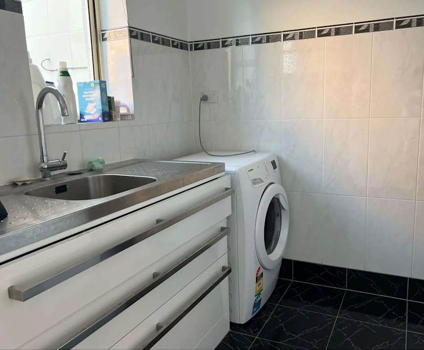 $210, Share-house, 3 bathrooms, Dynnyrne TAS 7005