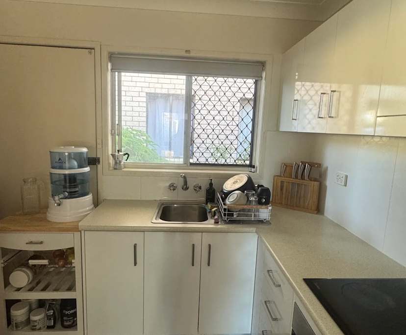 Unfurnished room in a flatshare
