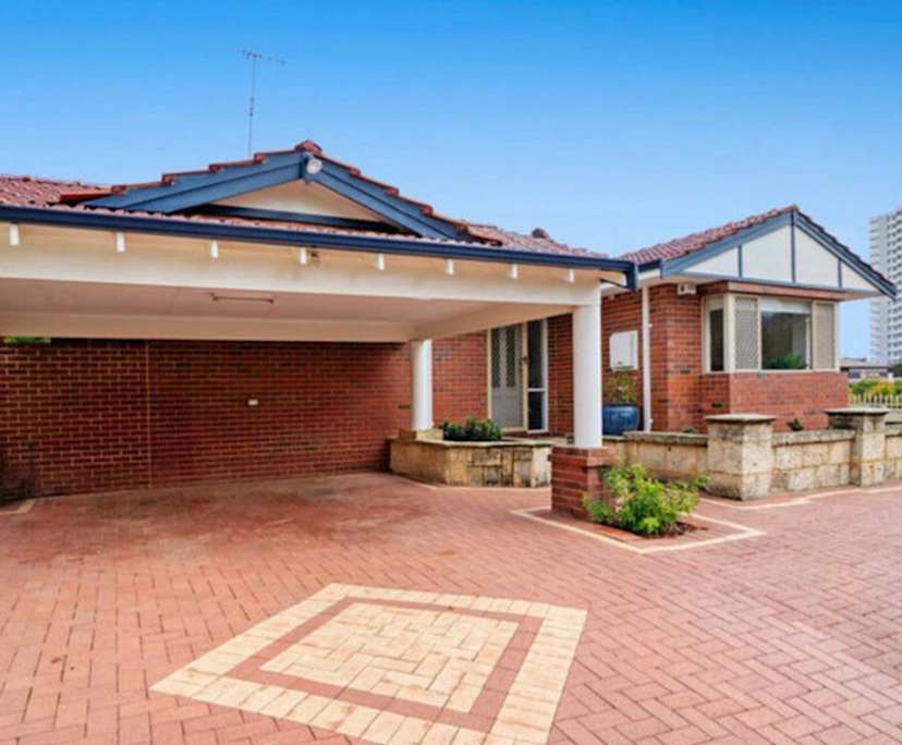 Whole property with 3 rooms for rent