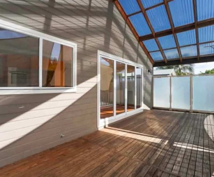 Unfurnished room in a share house