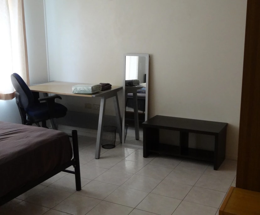 Furnished room in a share house