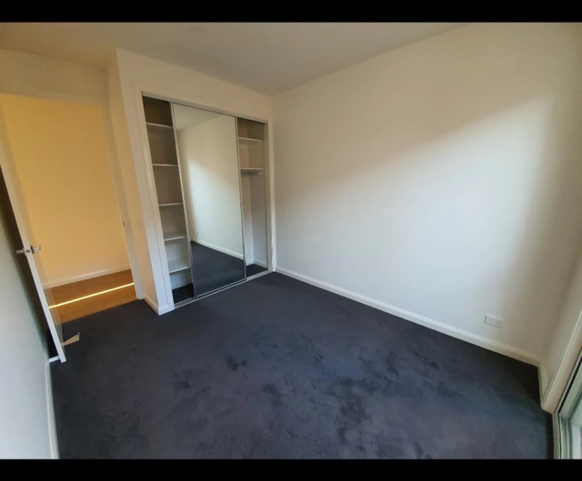 Room for Rent in Armstrong Creek, VIC 160, Unfurn...