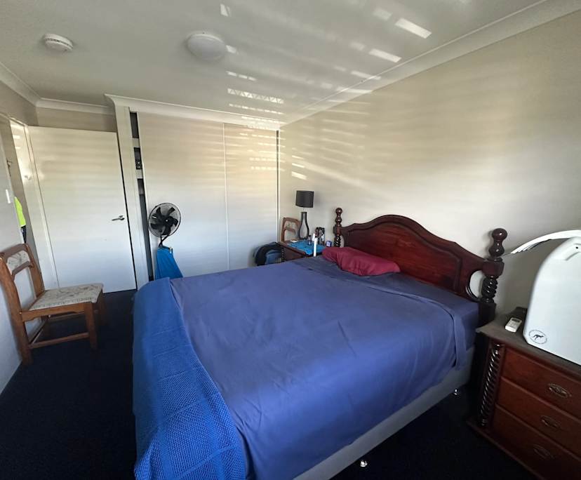 $275, Flatshare, 2 bathrooms, Yeronga QLD 4104