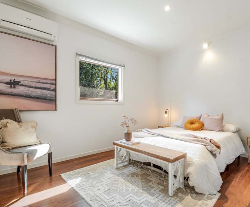 Unfurnished room with own bathroom