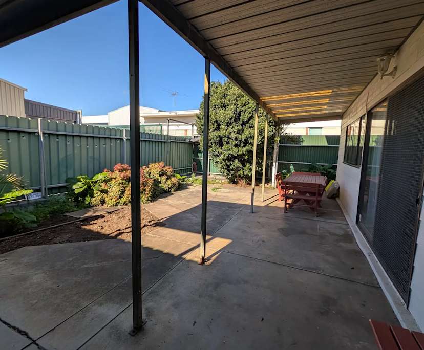 Unfurnished room in a share house
