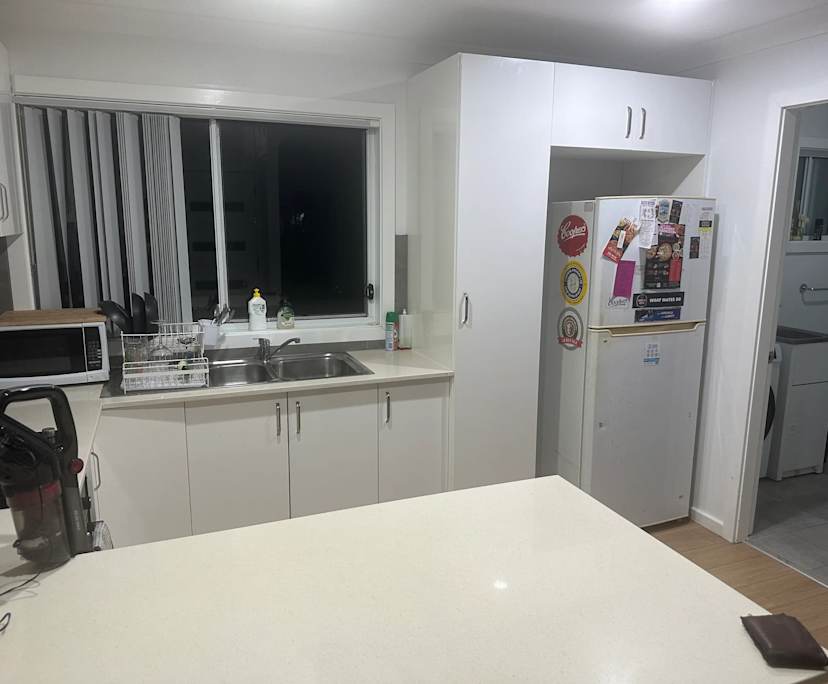 $240, Flatshare, 2 bathrooms, Charmhaven NSW 2263