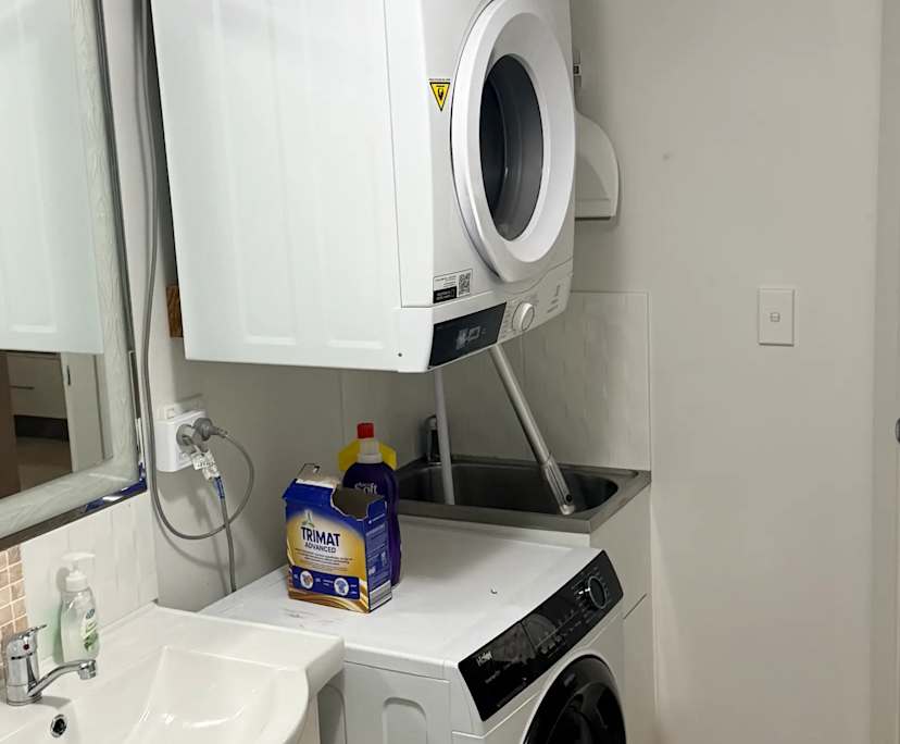 $300, Flatshare, 2 bathrooms, Nundah QLD 4012