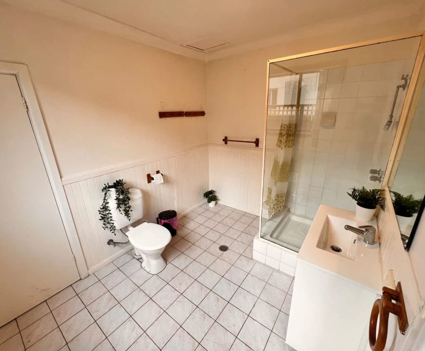 $260, Flatshare, 6 bathrooms, Wentworthville NSW 2145