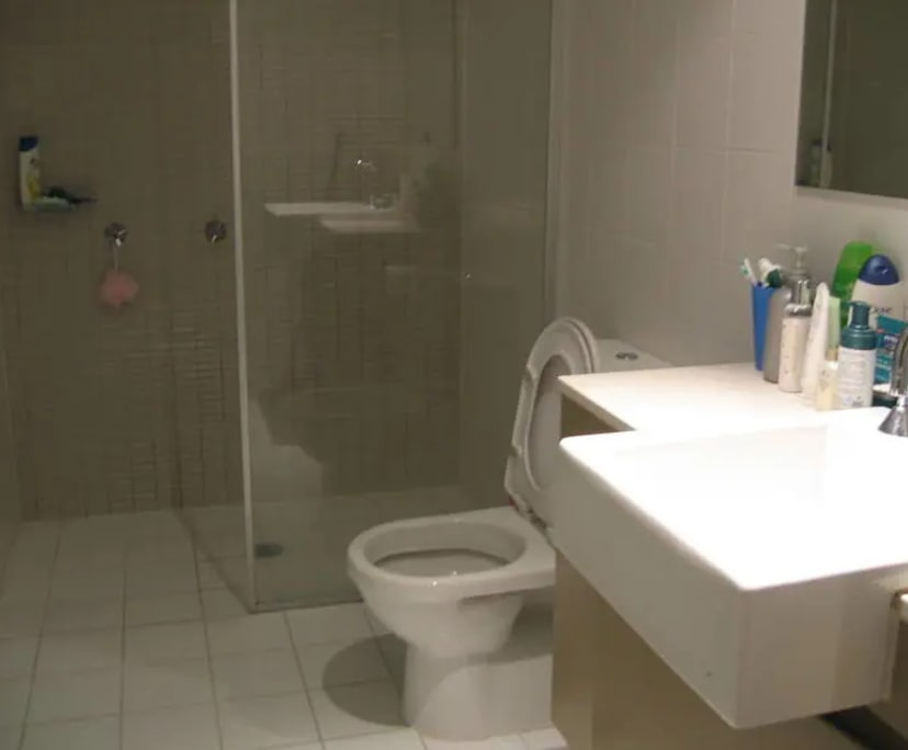 $500, Flatshare, 3 bathrooms, Wolli Creek NSW 2205