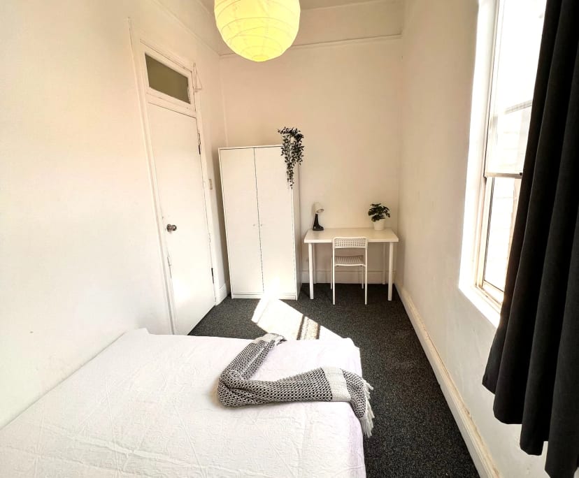 Room for Rent in Rozelle, Sydney 270, Furnished,