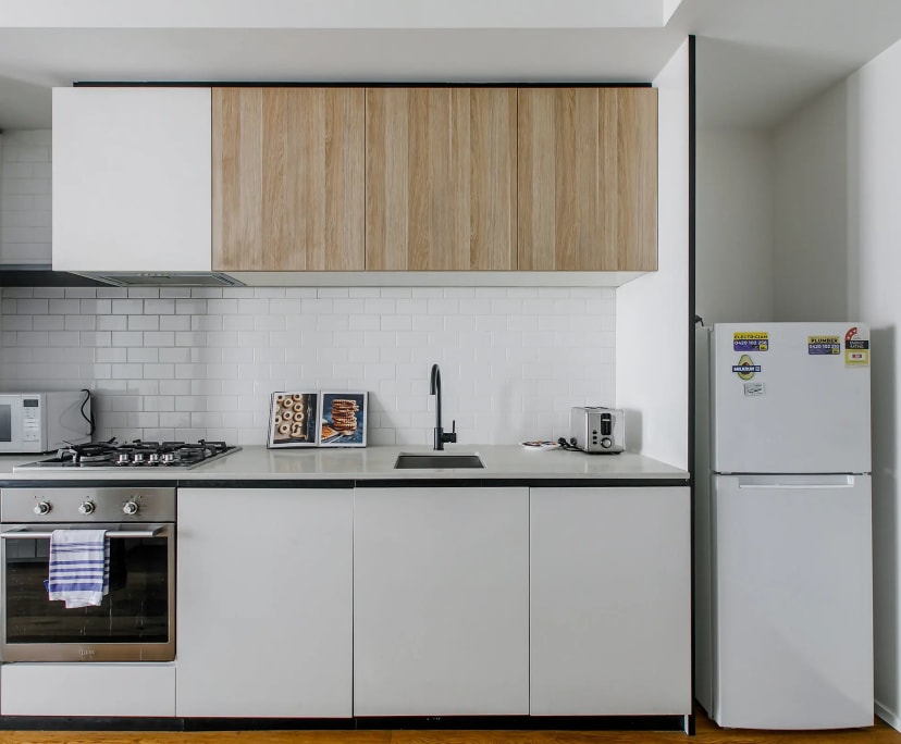 $750, Whole-property, 2 bathrooms, West Melbourne VIC 3003