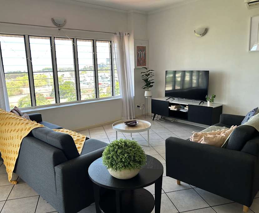 Furnished room in a flatshare